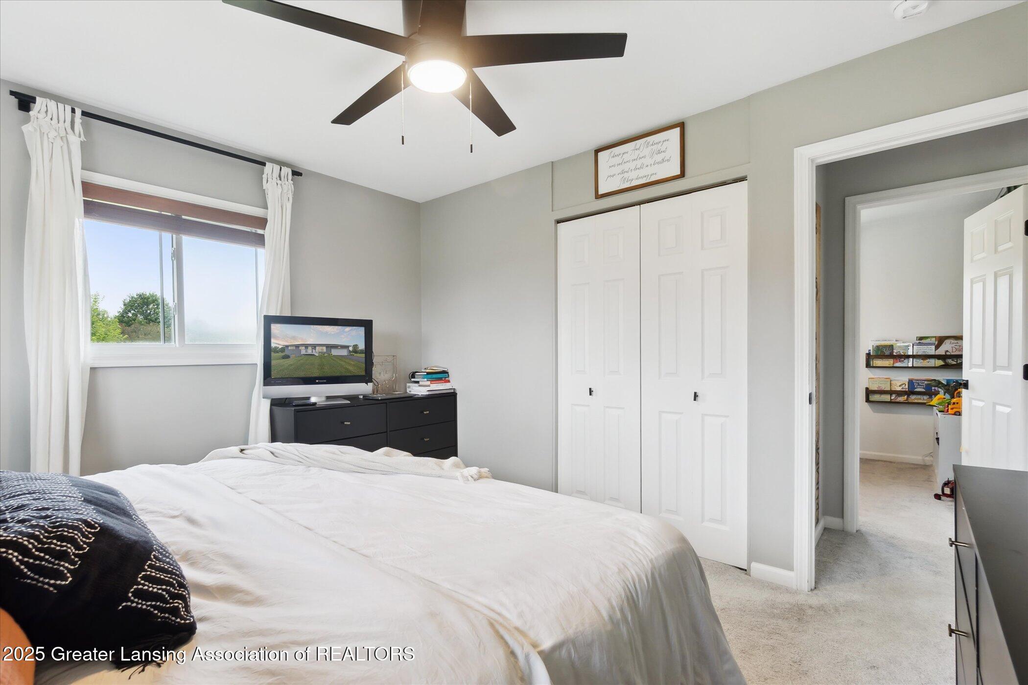 2150 West Parks Road St. Johns, MI 48879 - Photo 19 of 44 19-2150-W-Parks-Rd-St-Johns-MI-48879-Win