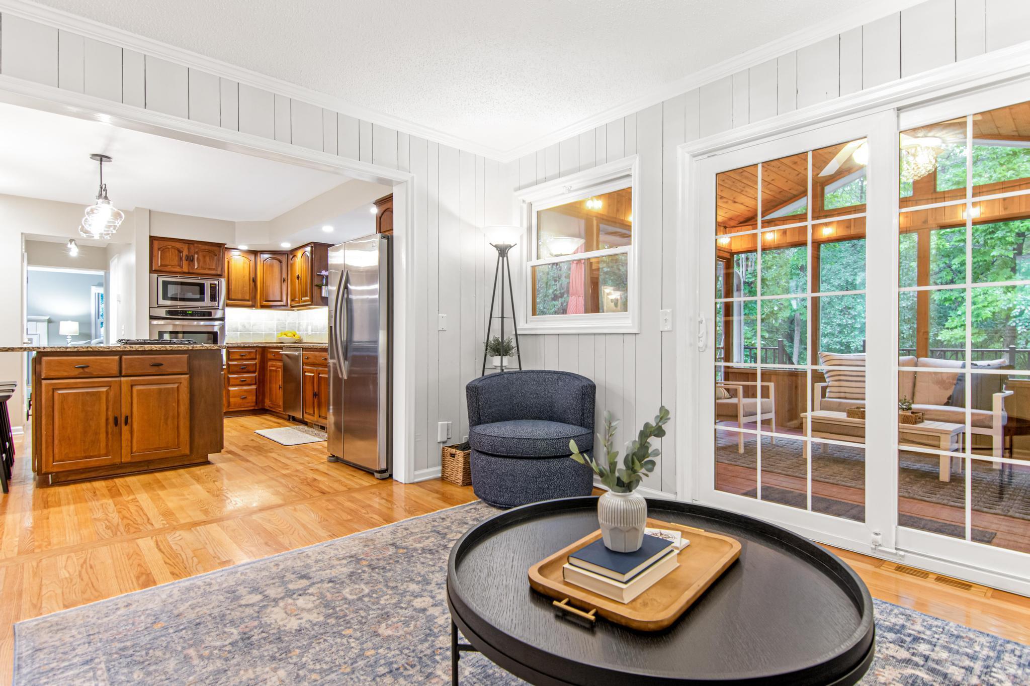 1911 Smith Circle Minnetonka, MN 55391 - Photo 13 of 31