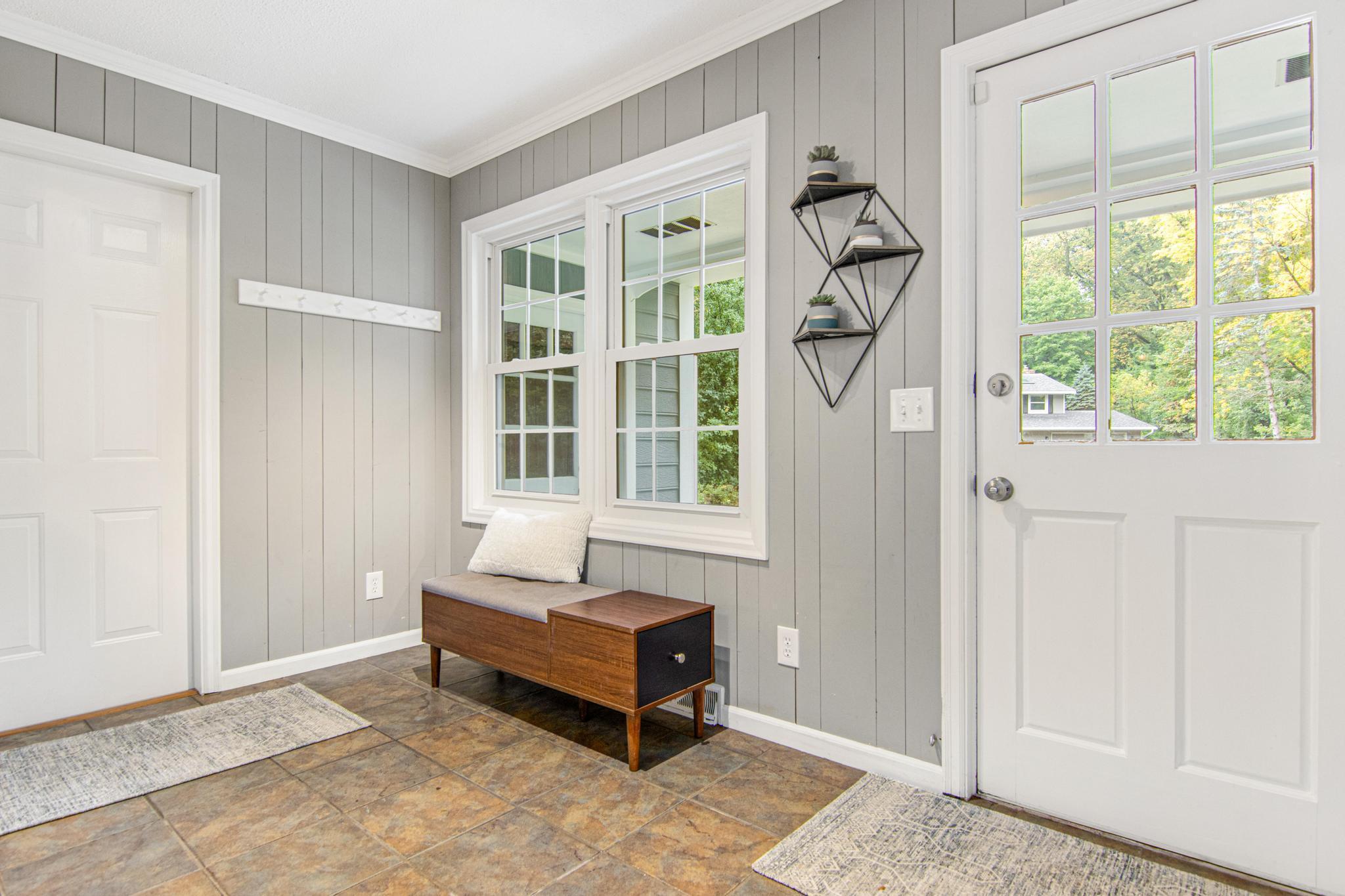 1911 Smith Circle Minnetonka, MN 55391 - Photo 15 of 31