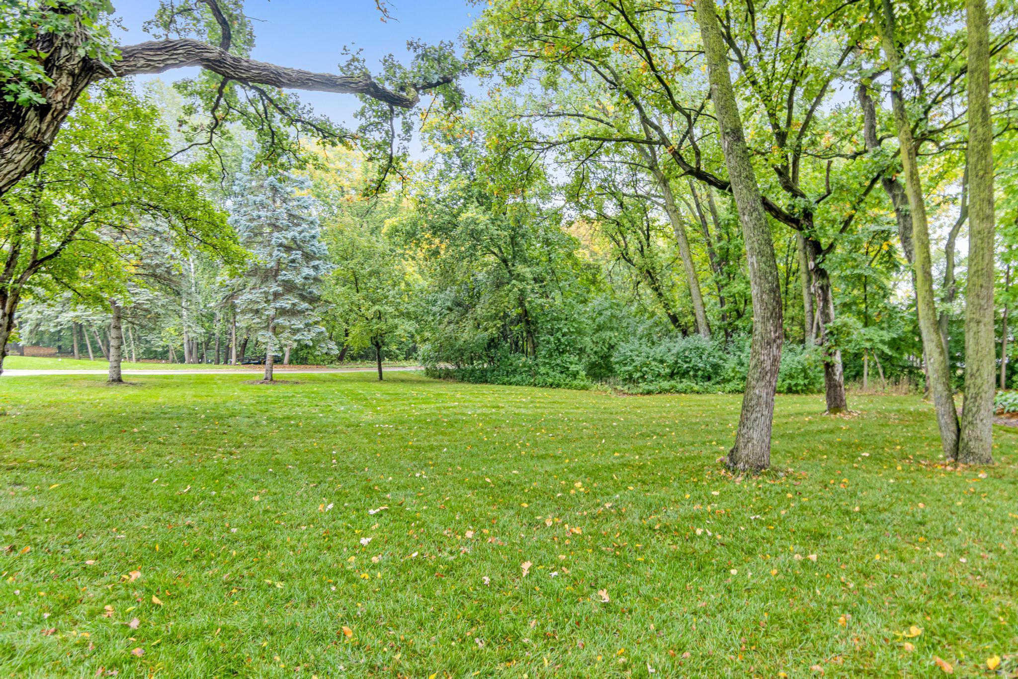 1911 Smith Circle Minnetonka, MN 55391 - Photo 30 of 31