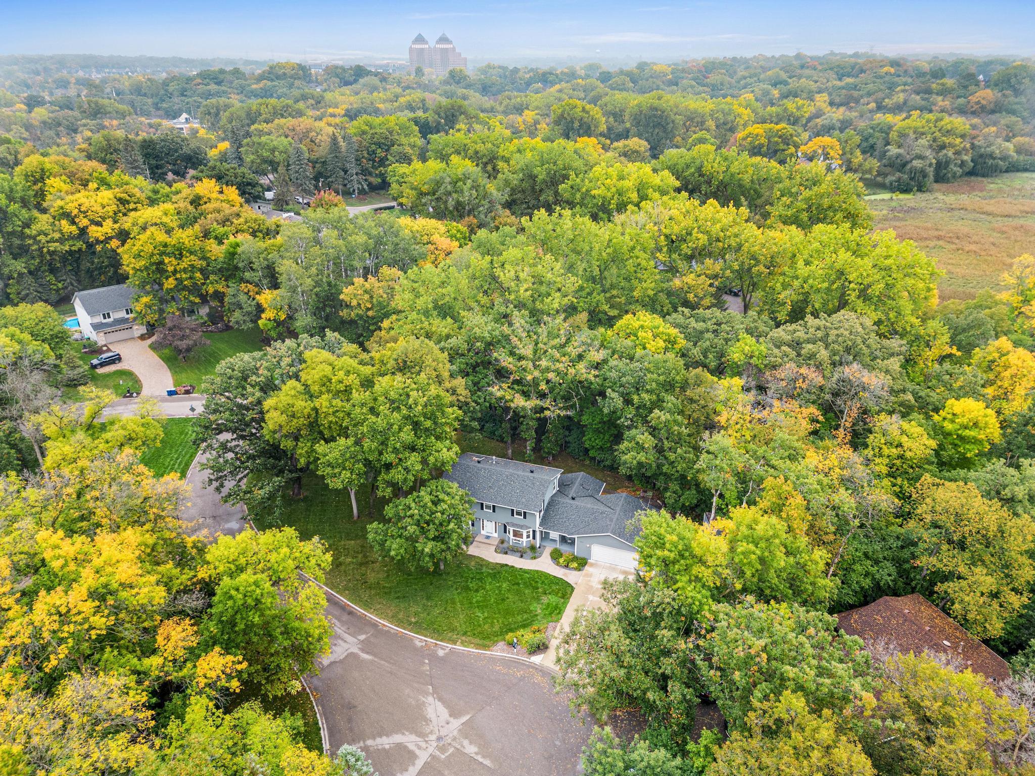 1911 Smith Circle Minnetonka, MN 55391 - Photo 31 of 31