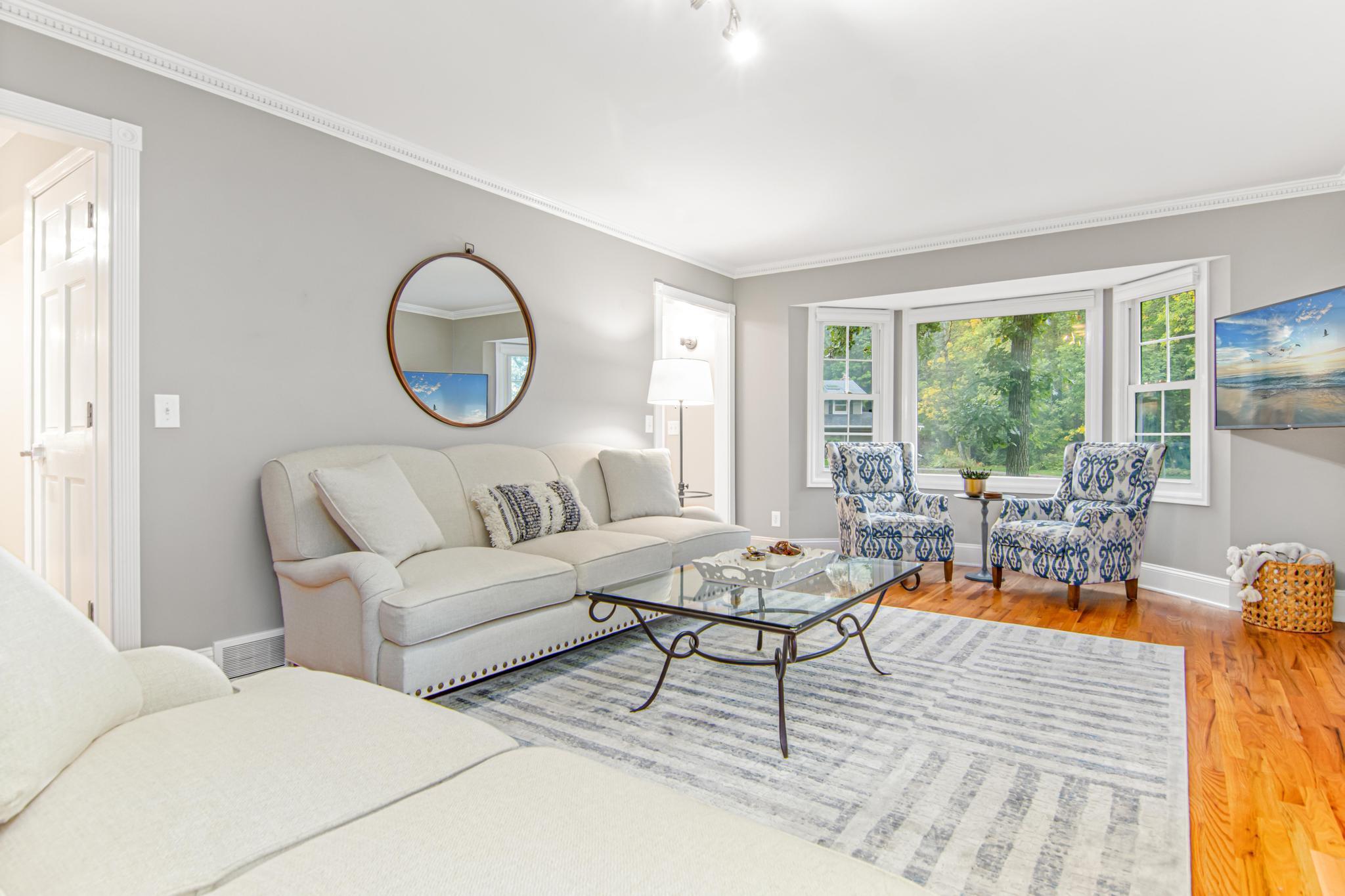 1911 Smith Circle Minnetonka, MN 55391 - Photo 8 of 31