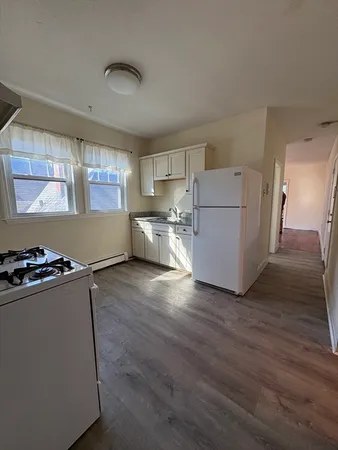 $2,150 | 87 Webster Street, Unit 1, Haverhill, MA 01830