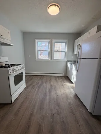 $2,150 | 87 Webster Street, Unit 1, Haverhill, MA 01830