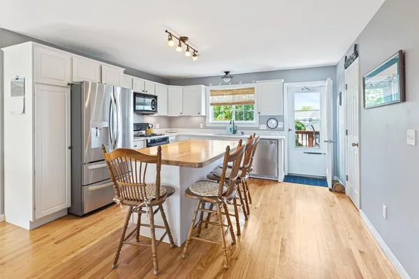 $635,000 | 29 Nudd Avenue, Unit A, Hampton, NH 03842