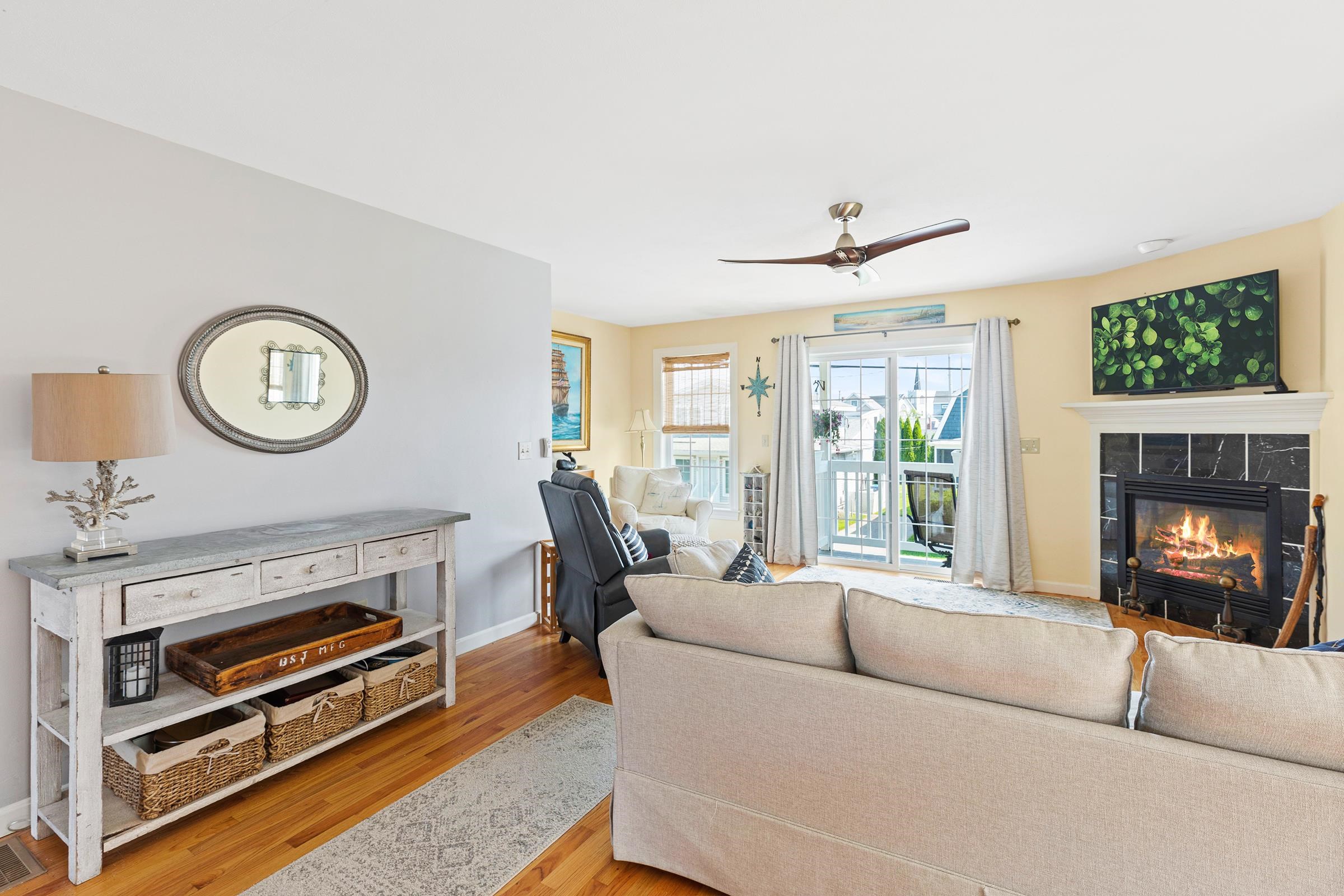 29 Nudd Avenue, Unit A Hampton, NH 03842 - Photo 7 of 28