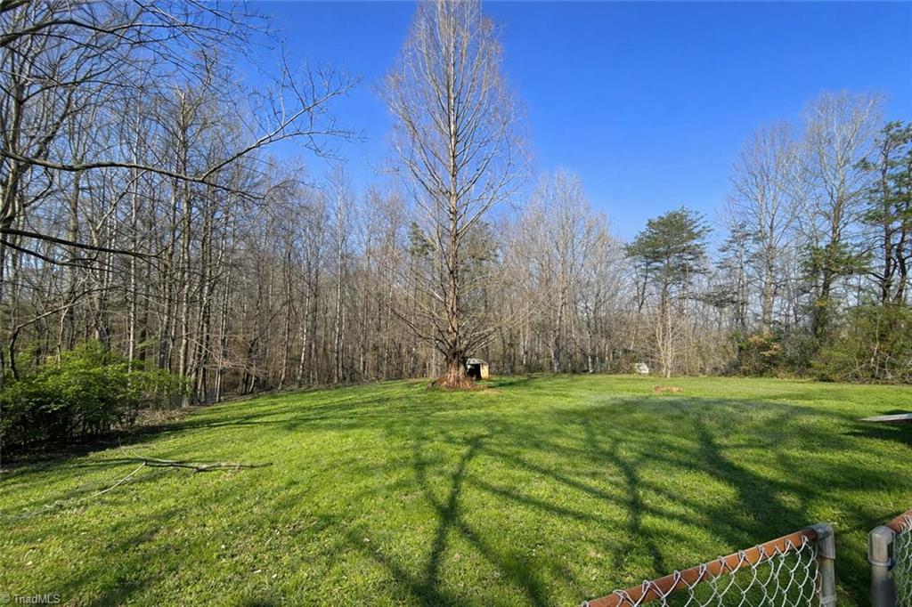 7601 Happy Hill Road Kernersville, NC 27284 - Photo 12 of 13