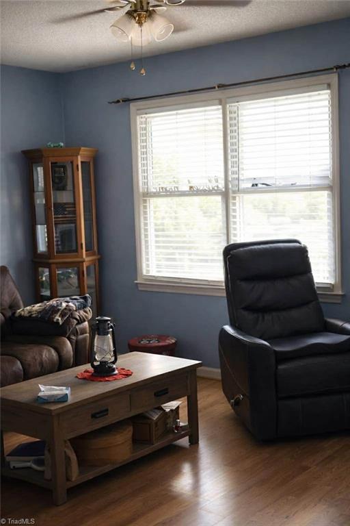 7601 Happy Hill Road Kernersville, NC 27284 - Photo 3 of 13