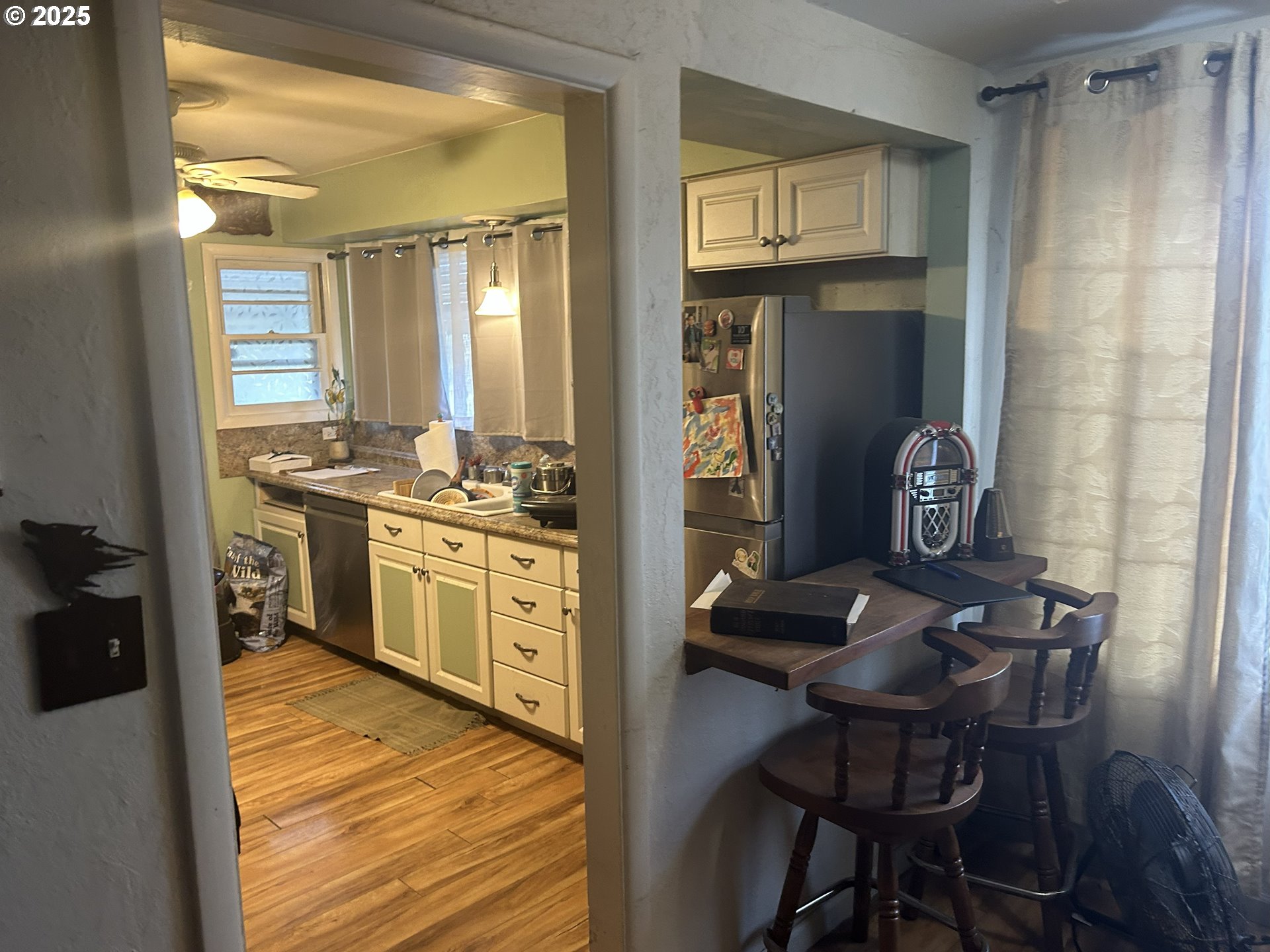 8054 Southeast Reedway Street Portland, OR 97206 - Photo 7 of 16