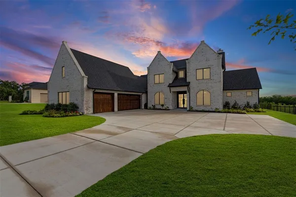 $1,099,000 | 2704 Veridian Point Drive, Burleson, TX 76028