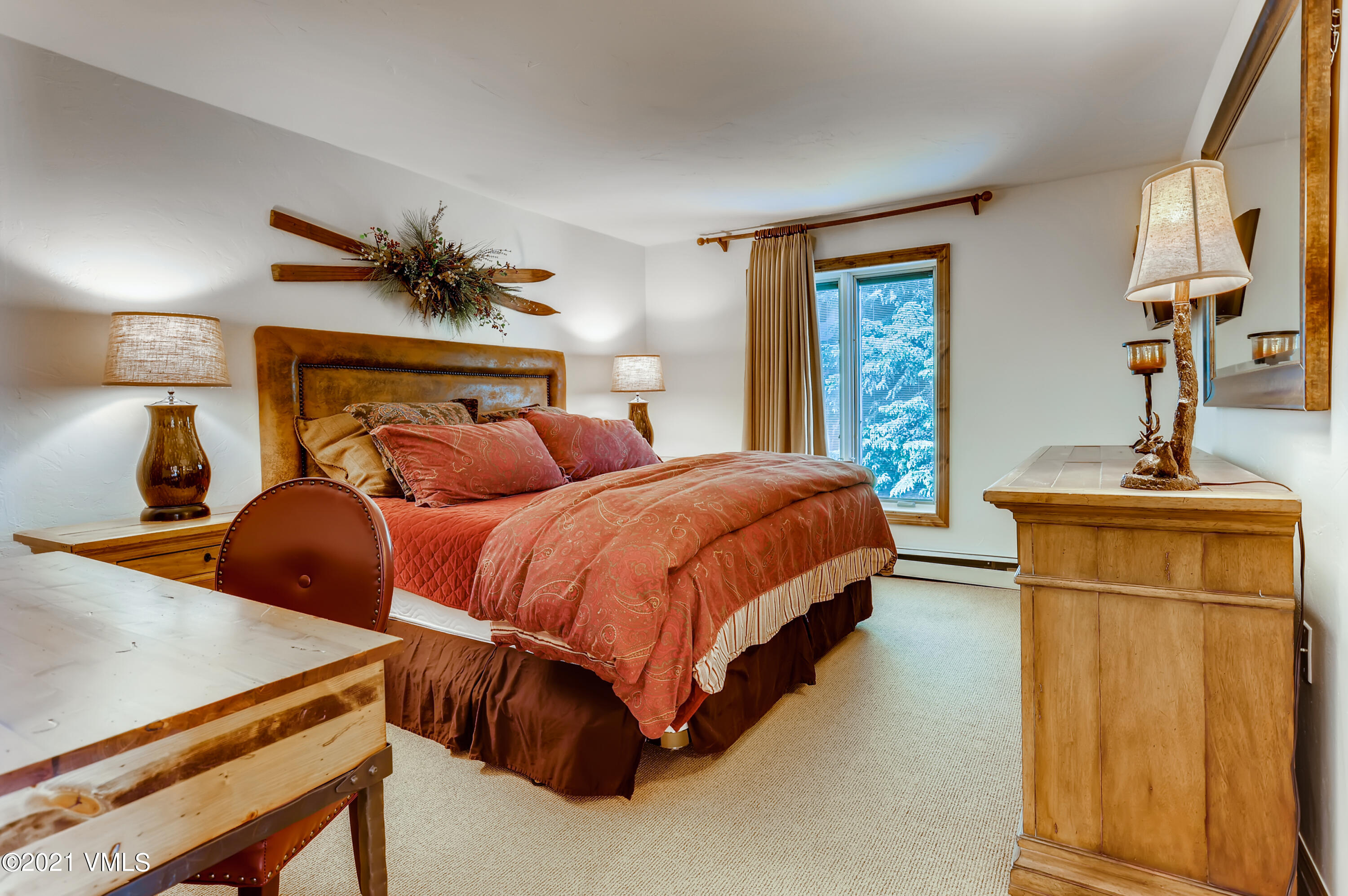 133 Willow Bridge Road, Unit 625 Vail, CO 81657 - Photo 12 of 26 a bedroom with bed and window