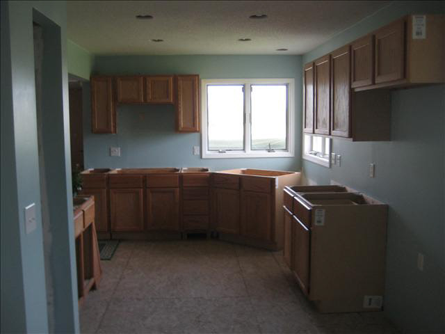 3015 East Labo Road Carleton, MI 48117 - Photo 7 of 19 20094912-6.JPG