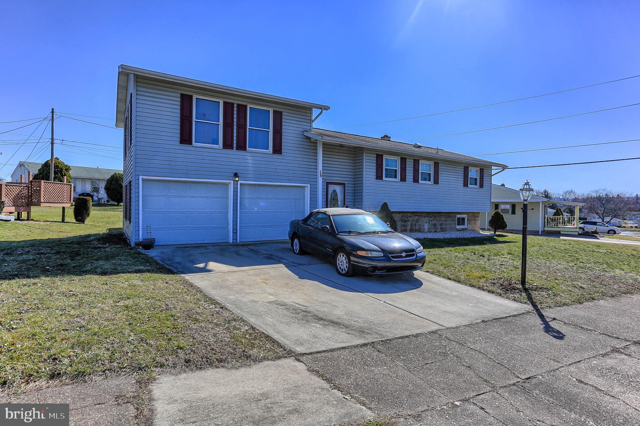 15 Burd Road Middletown, PA 17057 - Photo 2 of 40 Gallery Image 2