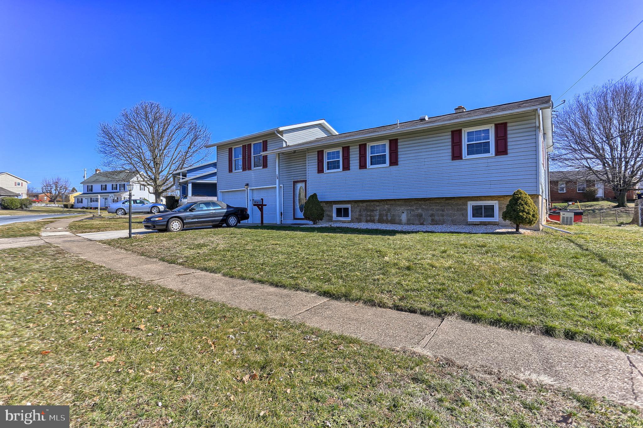 15 Burd Road Middletown, PA 17057 - Photo 3 of 40 Gallery Image 3