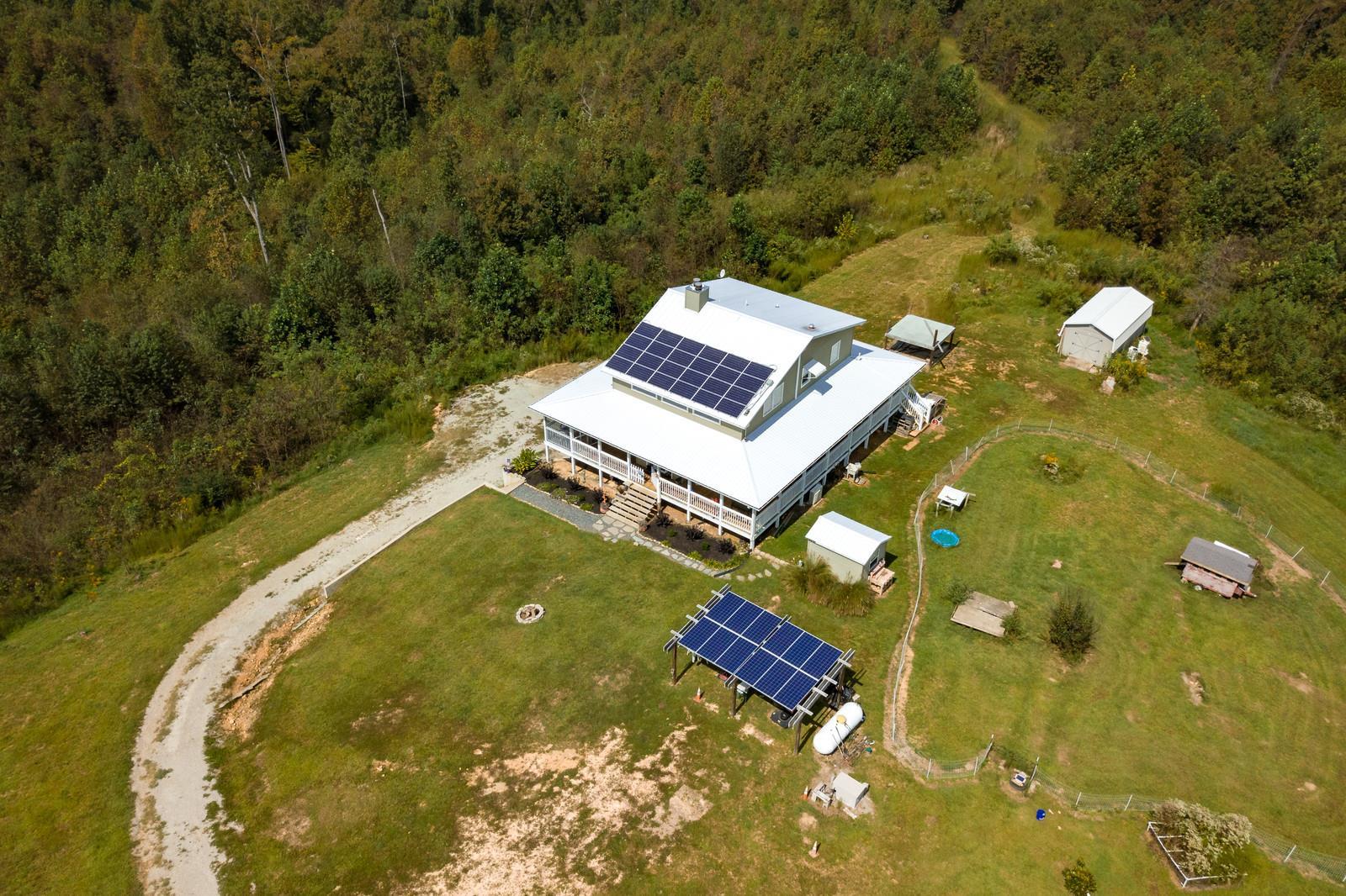 446 Overhead Bridge Road Hampshire, TN 38461 - Photo 2 of 30 Gallery Image 2