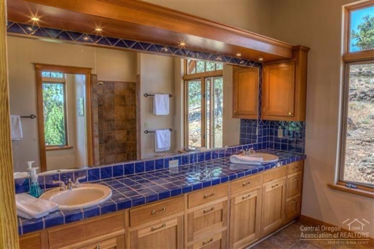 16800 Southwest Geneva Road Culver, OR 97734 - Photo 14 of 25 Master suite bathroom.