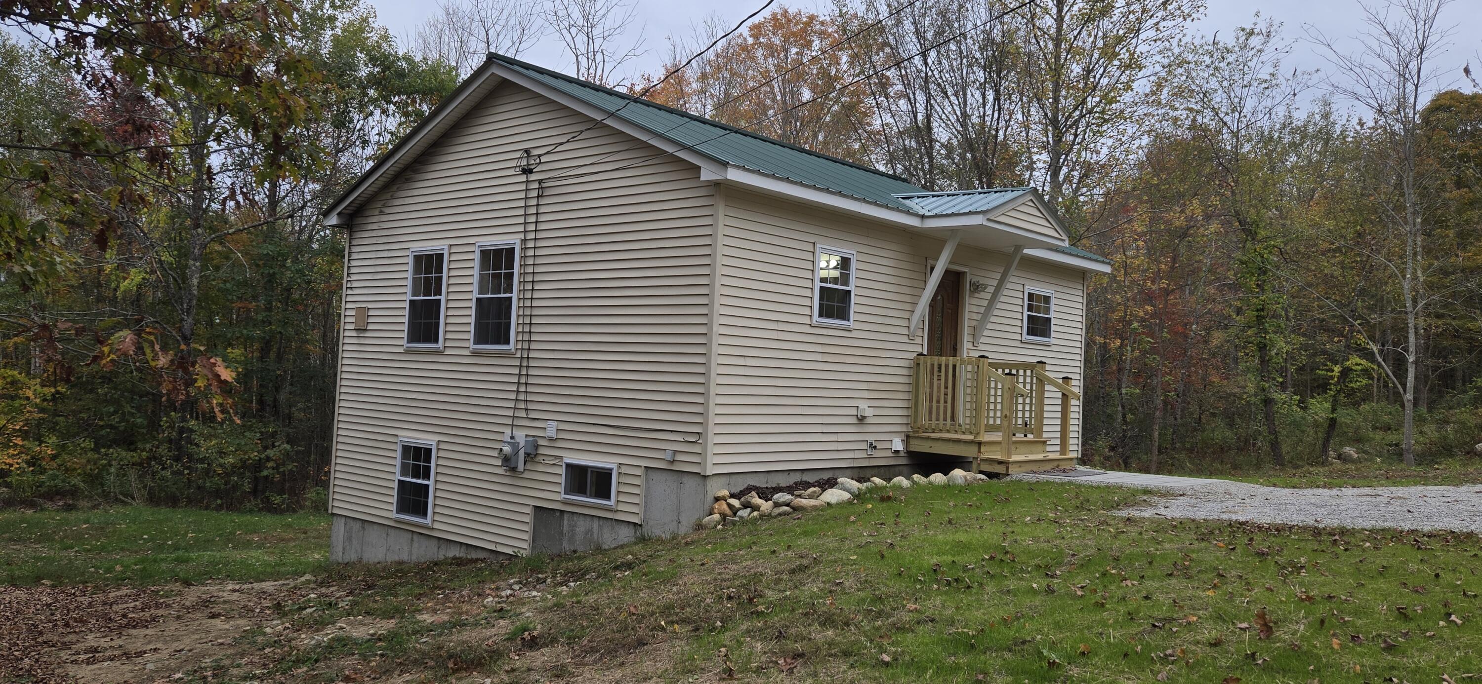 31 Sodom Road Hebron, ME 04238 - Photo 5 of 19 side1