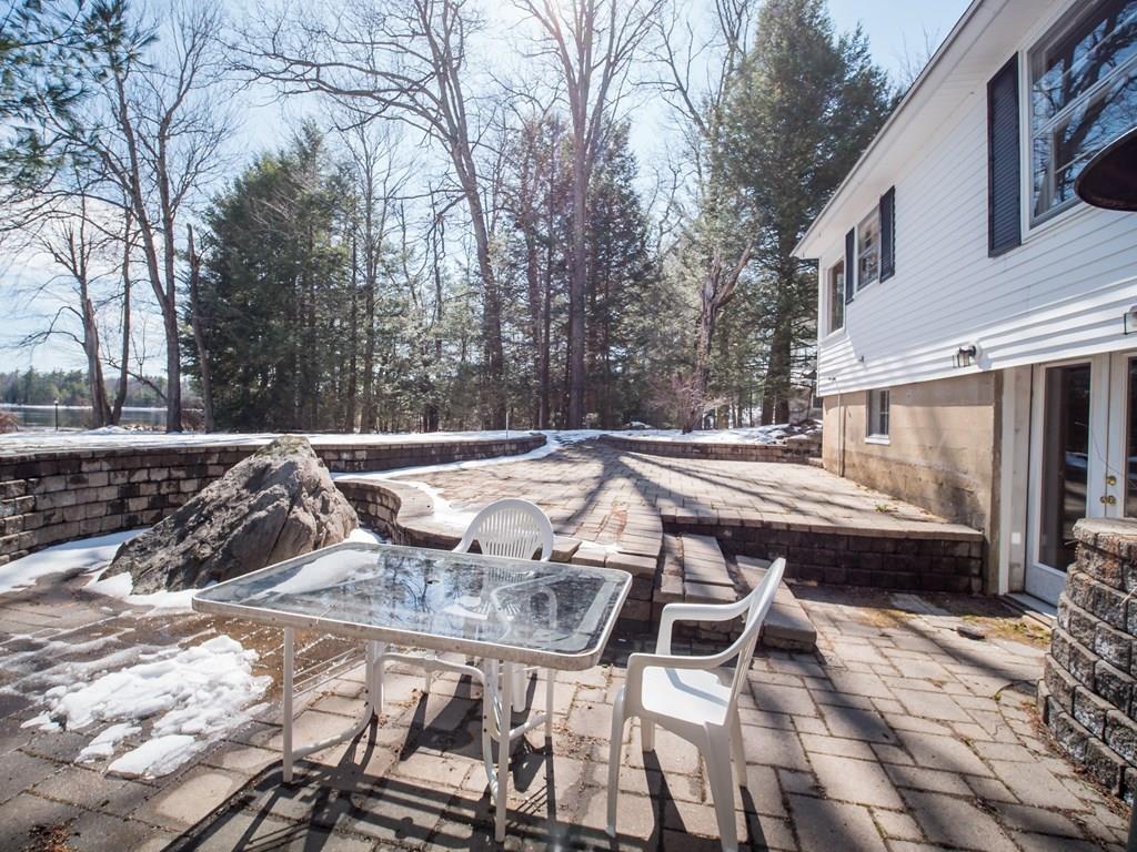 76 Banner Road Gardner, MA 01440 - Photo 3 of 42