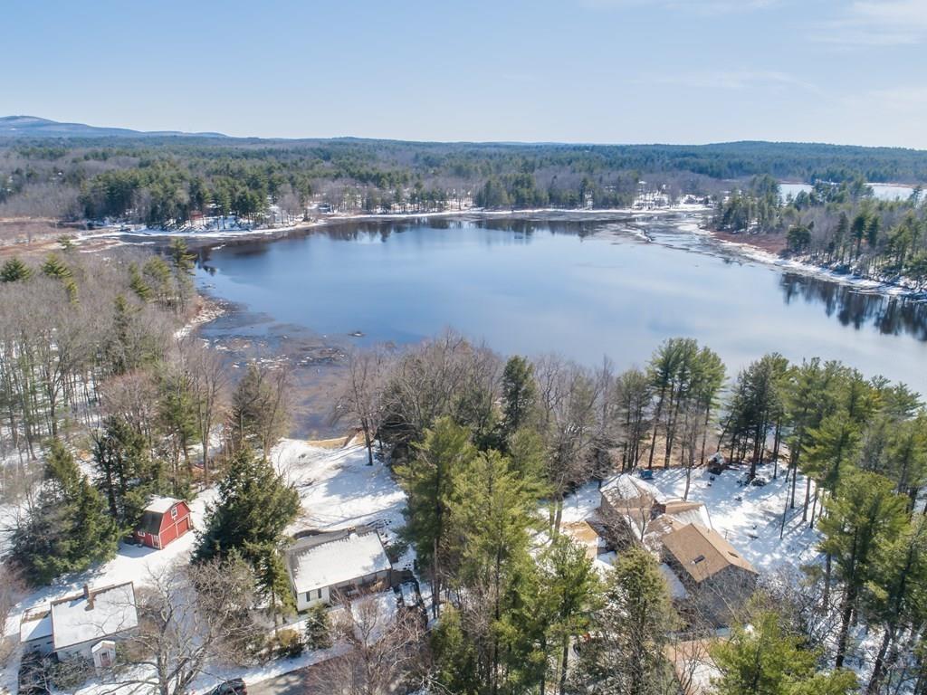 76 Banner Road Gardner, MA 01440 - Photo 4 of 42