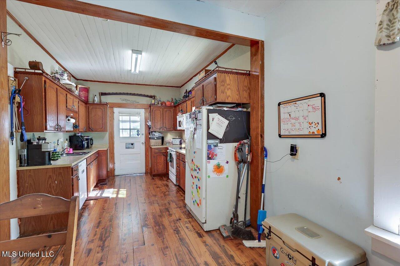 906 North Bennett Street Crystal Springs, MS 39059 - Photo 15 of 35 15-906 N Bennett St