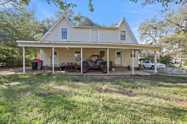 $190,000 | 906 North Bennett Street, Crystal Springs, MS 39059