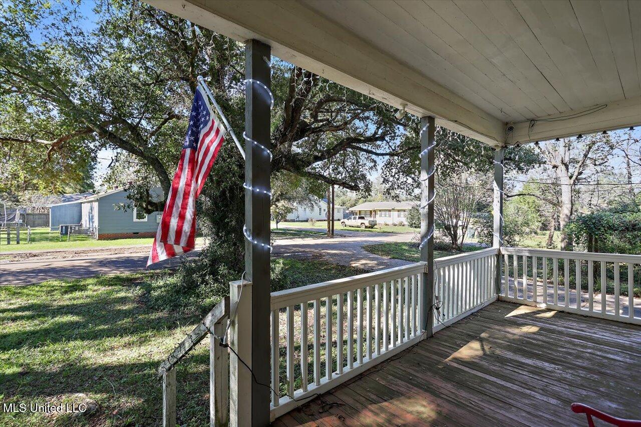 906 North Bennett Street Crystal Springs, MS 39059 - Photo 4 of 35 04-906 N Bennett St