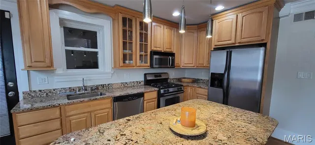 $254,999 | 7570 Byron Place, Unit 1E, Clayton, MO 63105