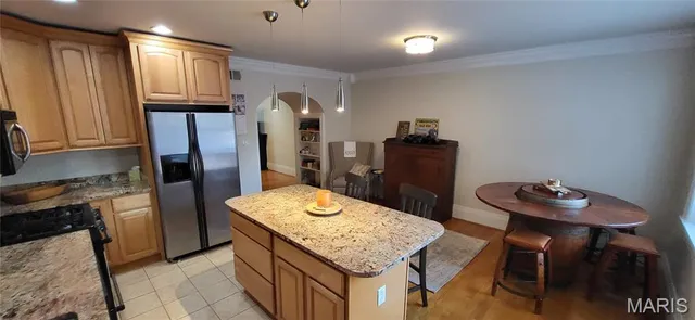 $254,999 | 7570 Byron Place, Unit 1E, Clayton, MO 63105