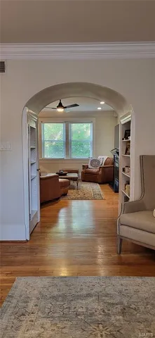 $254,999 | 7570 Byron Place, Unit 1E, Clayton, MO 63105