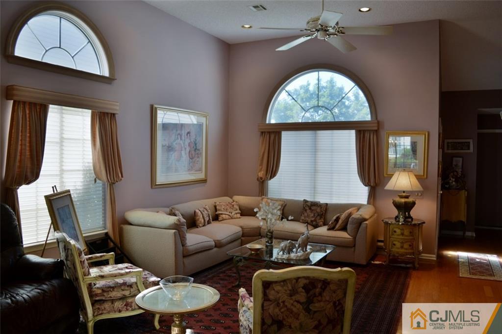792 A Pompton Road Monroe Township, NJ 08831 - Photo 4 of 16 Gallery Image 4