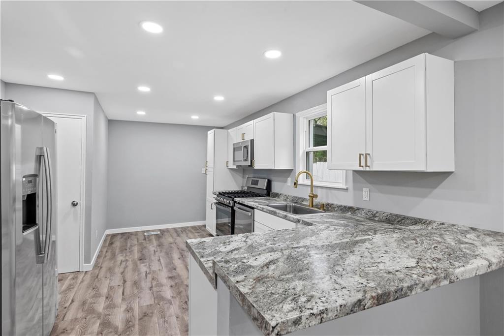 103 Long Road Pittsburgh, PA 15235 - Photo 6 of 17 Gallery Image 6