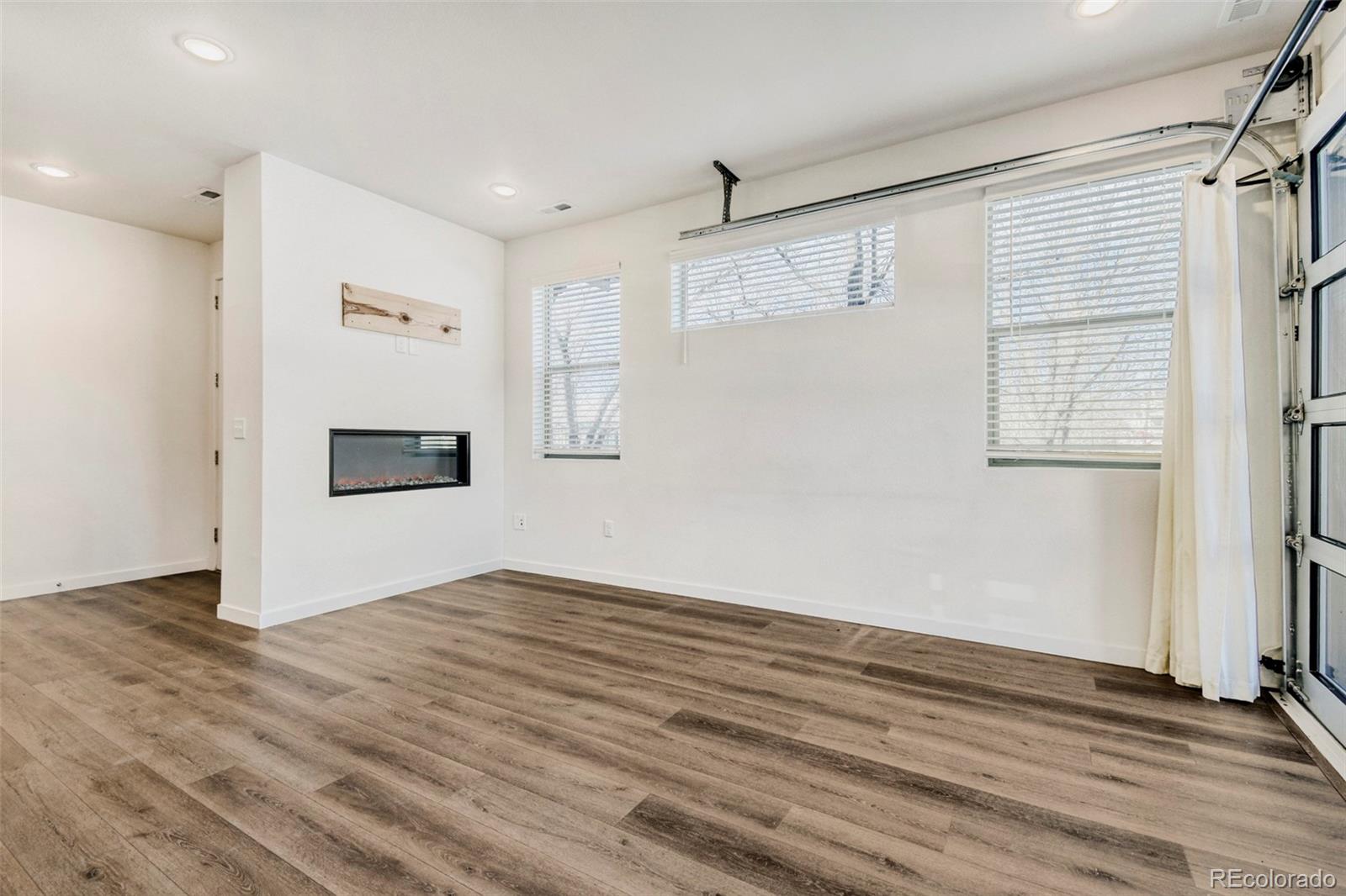 11737 West 45th Place Wheat Ridge, CO 80033 - Photo 4 of 31