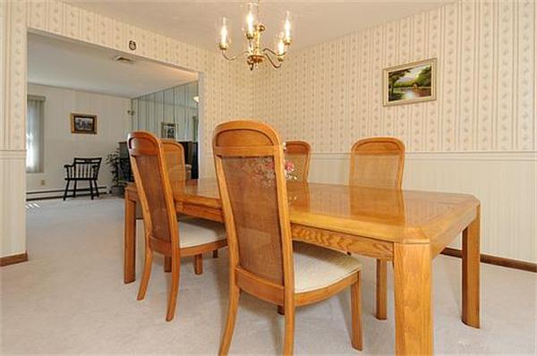29 Mary Chilton Road Needham, MA 02492 - Photo 6 of 21