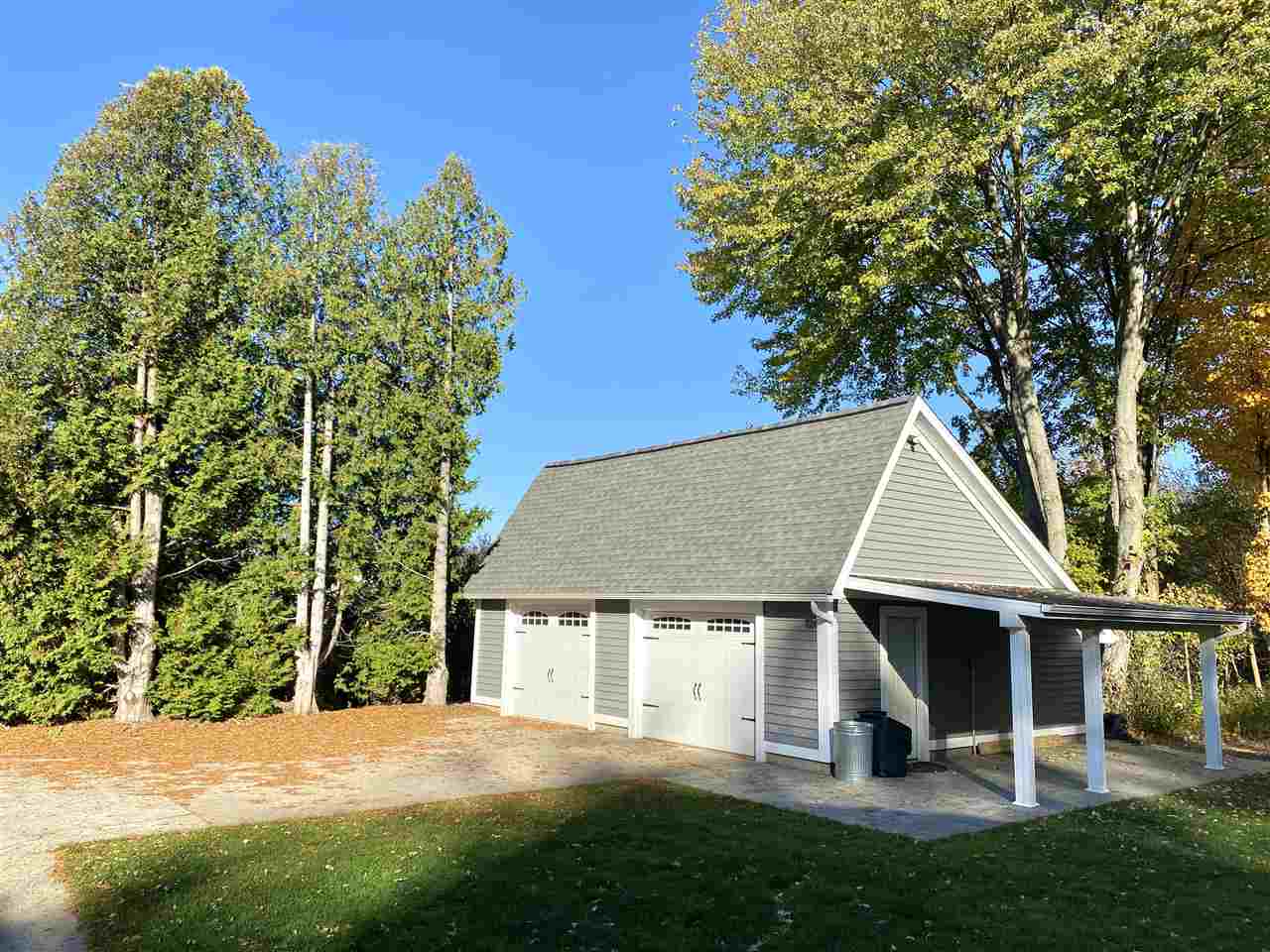 8903 Bell Road Birch Run, MI 48415 - Photo 4 of 67 50026753-3.JPG