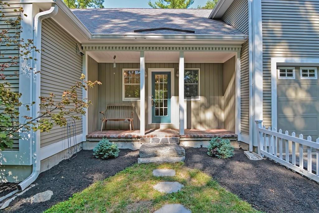 127 Fowler Street Upton, MA 01568 - Photo 3 of 42 Gallery Image 3