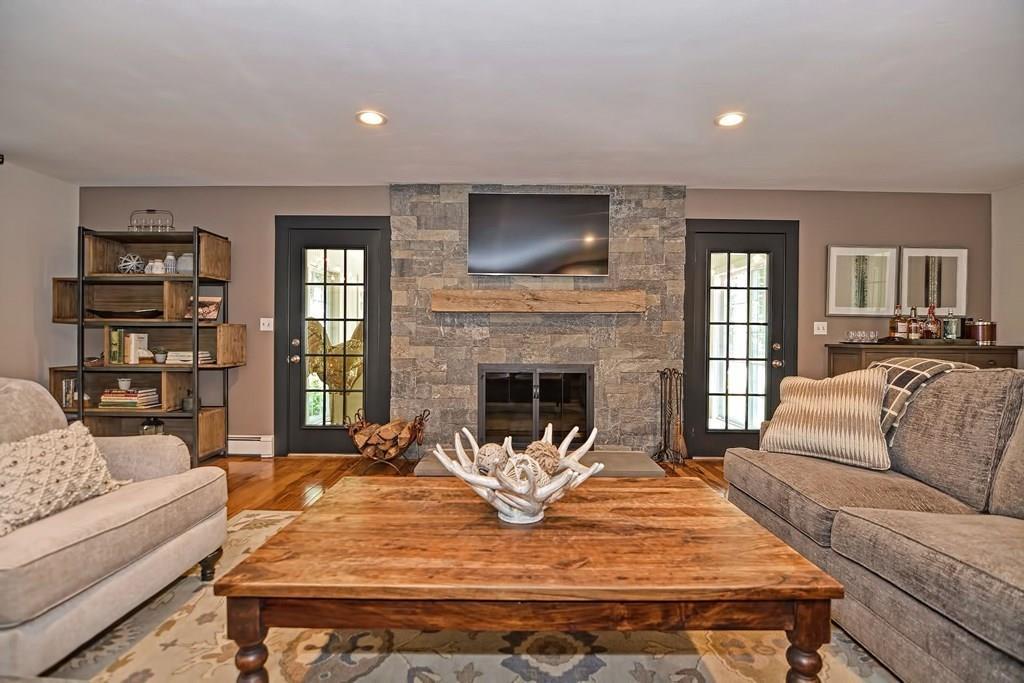 127 Fowler Street Upton, MA 01568 - Photo 5 of 42 Gallery Image 5