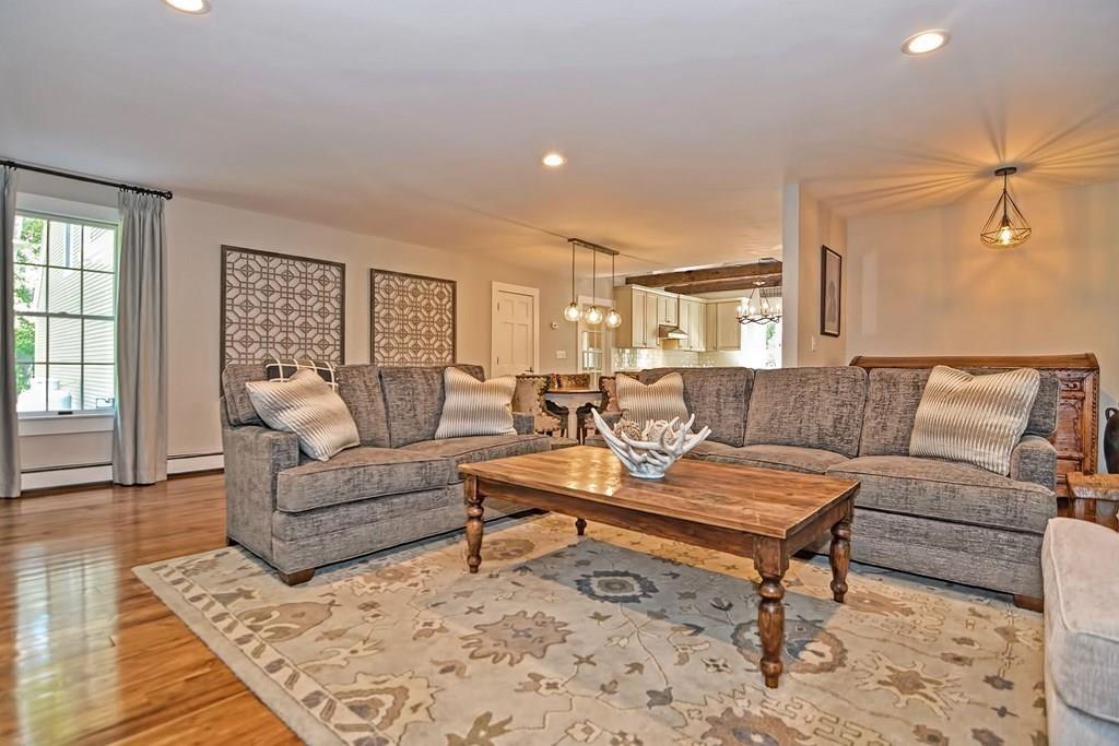127 Fowler Street Upton, MA 01568 - Photo 6 of 42 Gallery Image 6