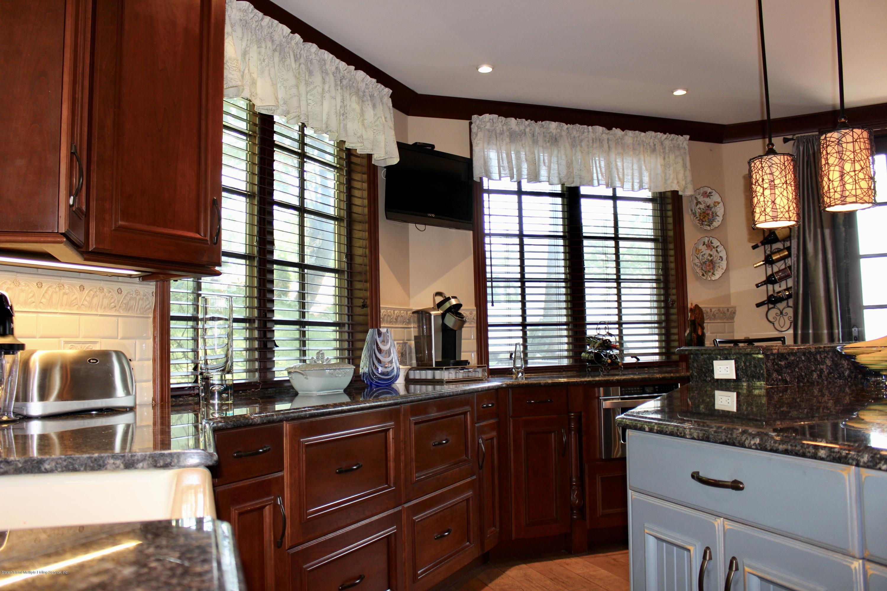 350 Douglas Road Staten Island, NY 10304 - Photo 51 of 121 fullsizeoutput_45c2