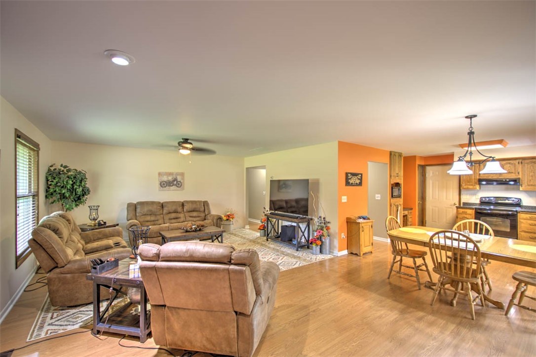 20 Timber Lane Forsyth, IL 62535 - Photo 12 of 29