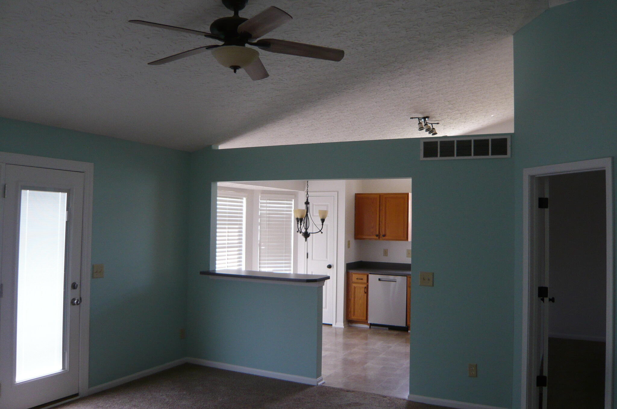 209 Alexis Circle Dry Ridge, KY 41035 - Photo 7 of 17