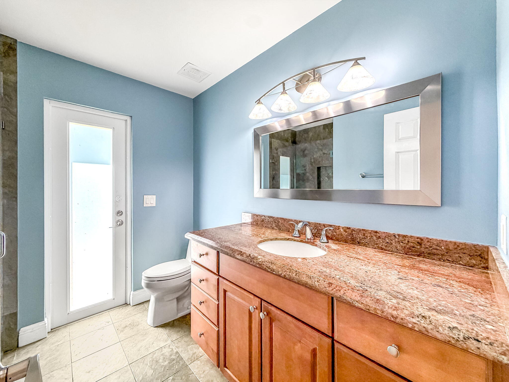 20764 Sorolla Terrace Boca Raton, FL 33433 - Photo 31 of 55 Guest Bathroom