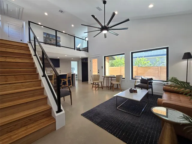 $699,900 | 5303 Grover Avenue, Unit 2, Austin, TX 78756