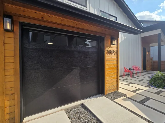 $699,900 | 5303 Grover Avenue, Unit 2, Austin, TX 78756