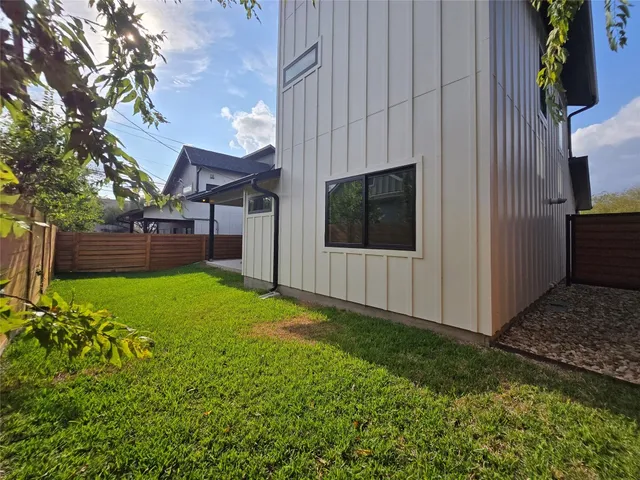 $699,900 | 5303 Grover Avenue, Unit 2, Austin, TX 78756