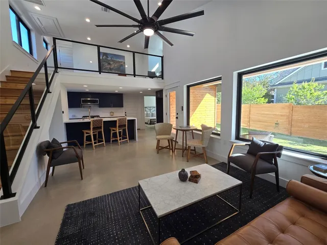 $699,900 | 5303 Grover Avenue, Unit 2, Austin, TX 78756