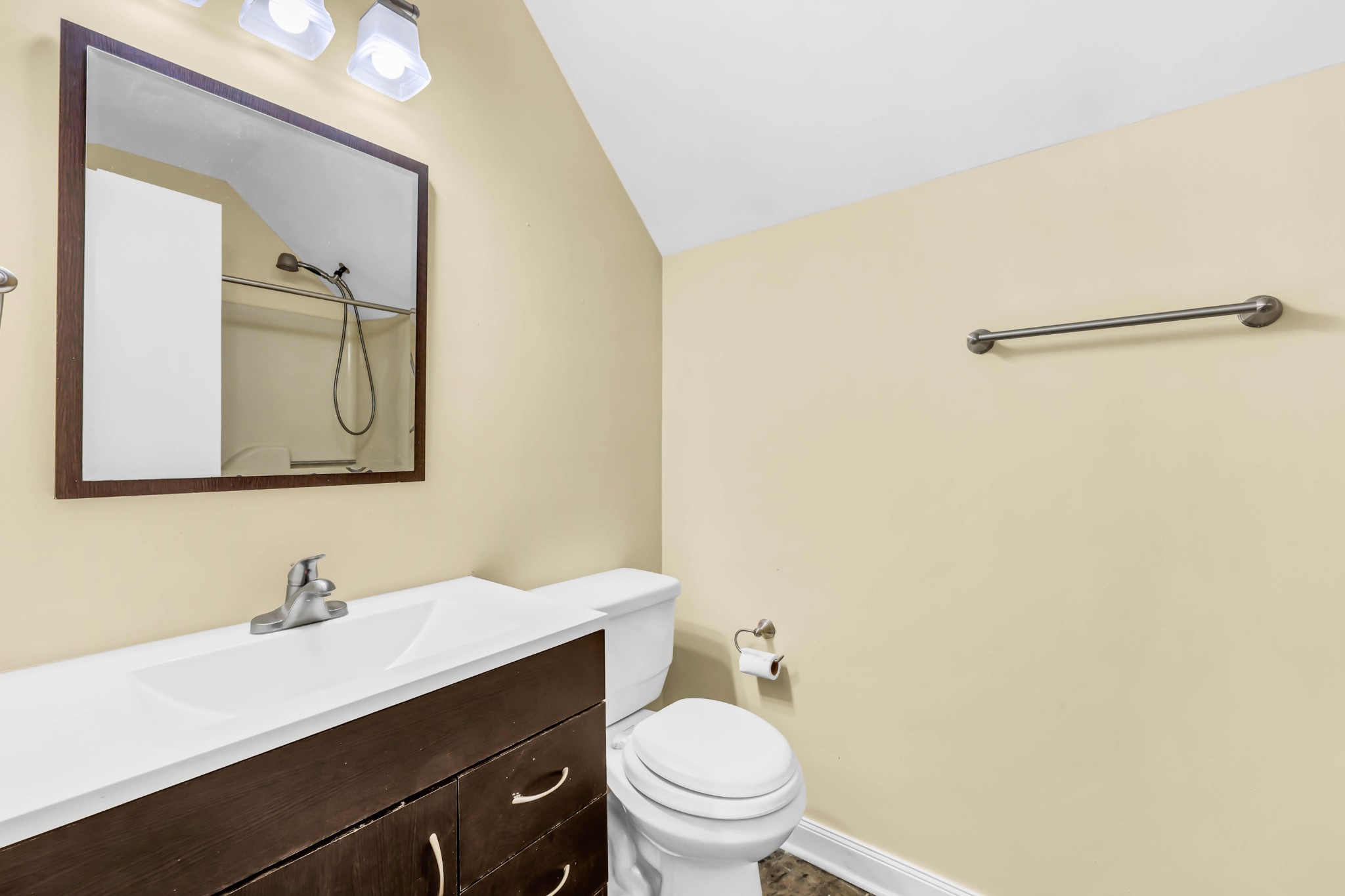 1245 Cloverdale Drive Clarksville, TN 37040 - Photo 26 of 38 Gallery Image 26