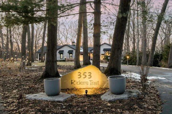 $1,345,000 | 353 Riders Trail Northeast, Ada, MI 49301