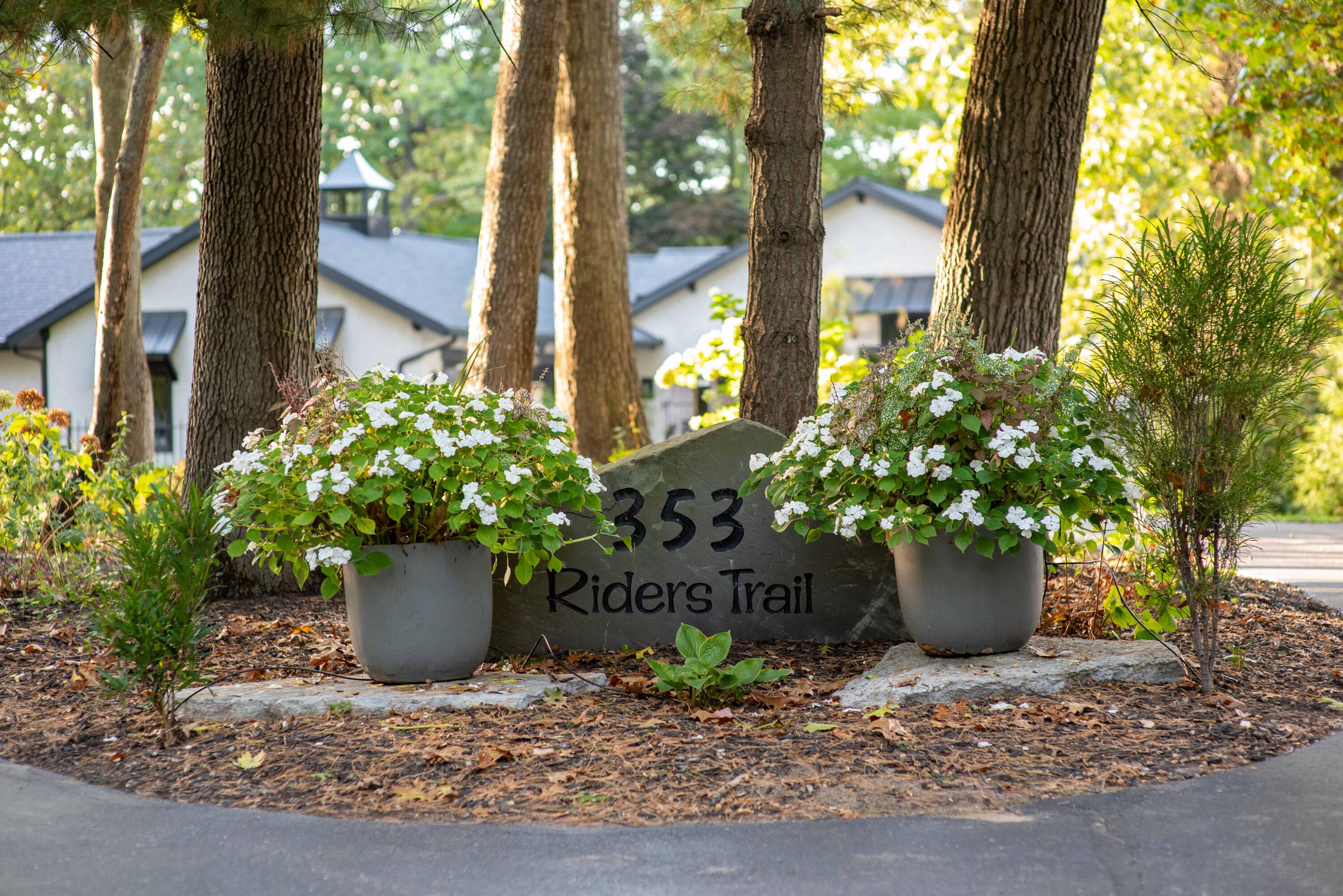 353 Riders Trail Northeast Ada, MI 49301 - Photo 4 of 107 Exterior-1001