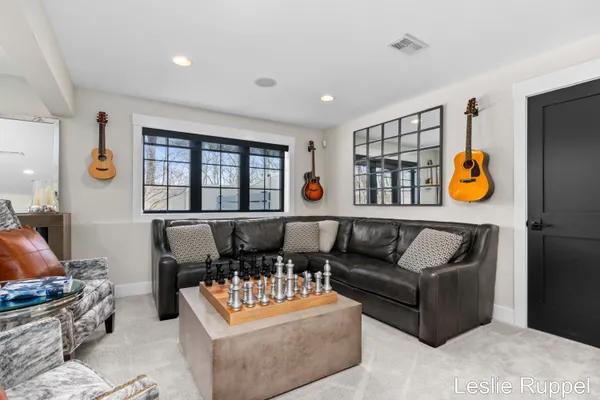 $1,345,000 | 353 Riders Trail Northeast, Ada, MI 49301