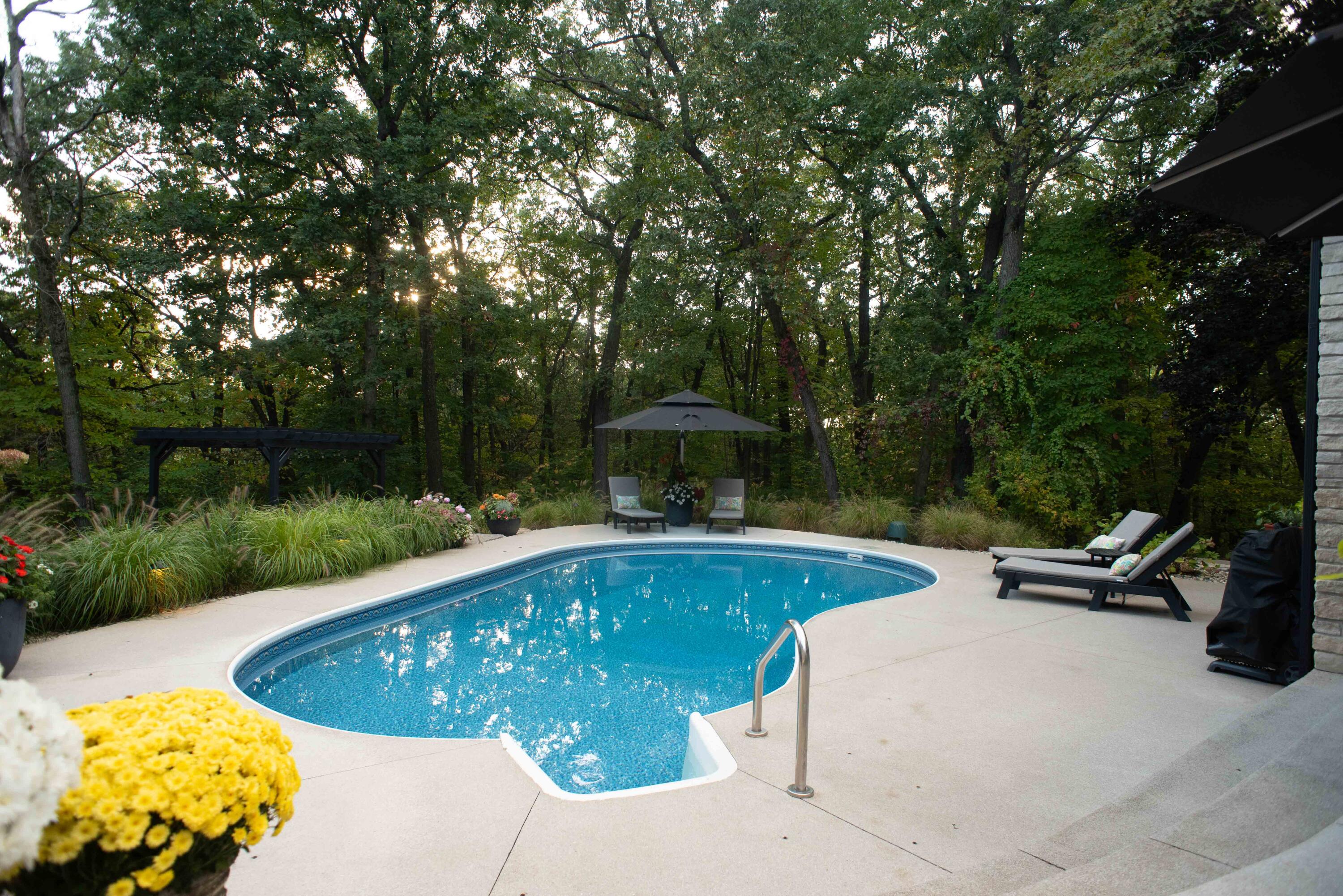 353 Riders Trail Northeast Ada, MI 49301 - Photo 8 of 107 Exterior-1029